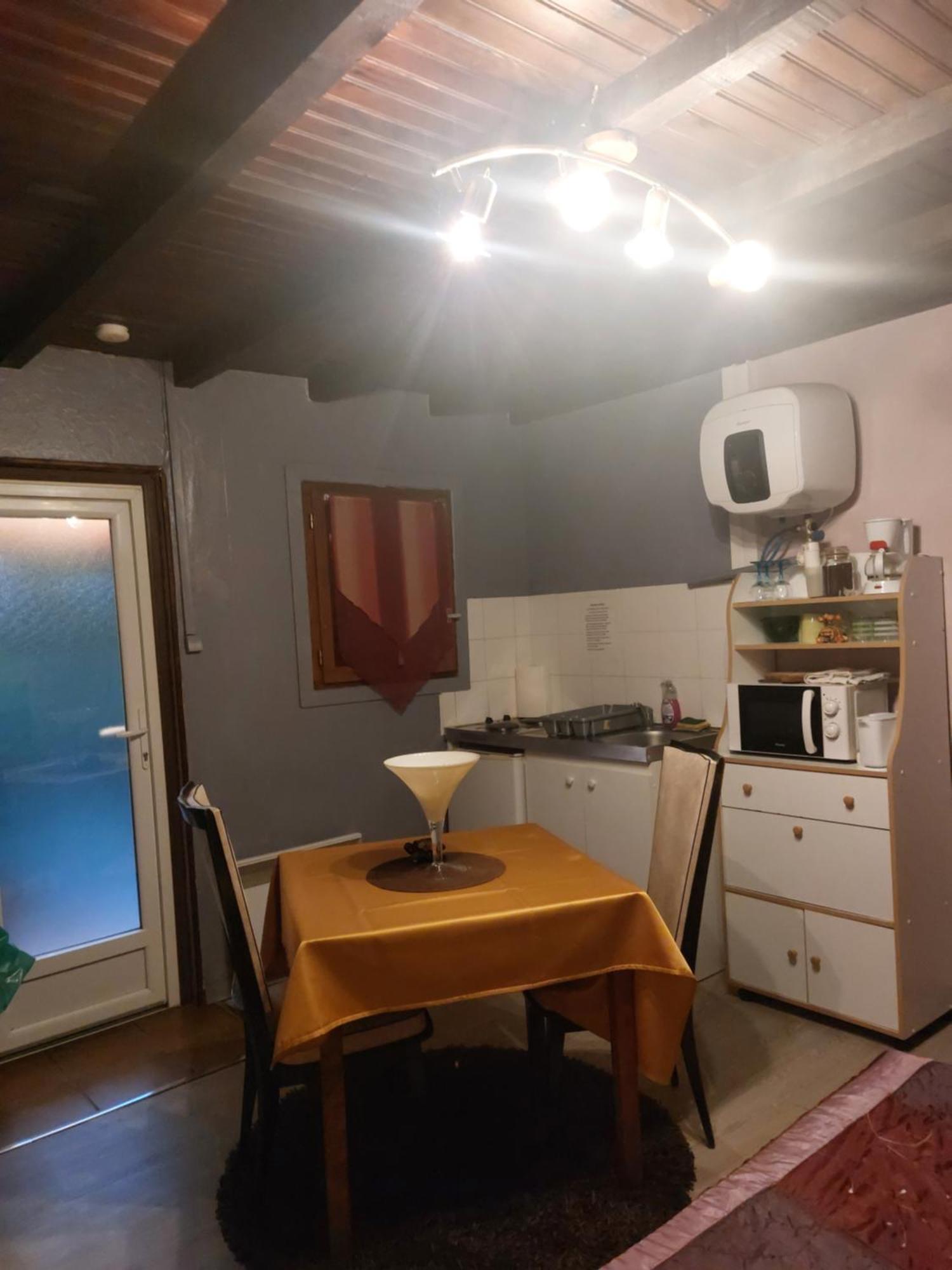 Sci La Mijotiere Apartment Fourques-sur-Garonne Екстериор снимка